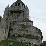 Le donjon et les touristes