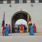 Relève de la garde au palais de Gyeongbokgung